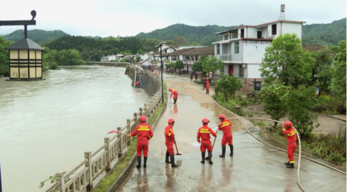 強降雨過后 福建各地逐漸恢復生產(chǎn)生活