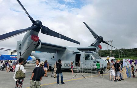 駐日美軍向沖繩居民展示“魚鷹”等13種飛機(jī)（圖）