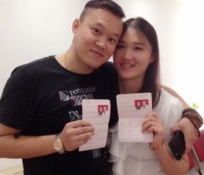 龐佳穎錢震華結(jié)婚啦